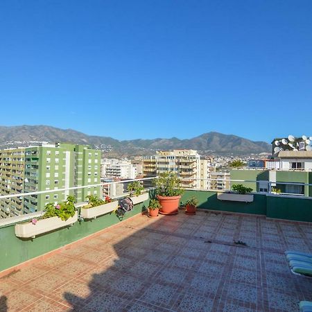 דירות פואנגירולה Atico Con Gran Terraza מראה חיצוני תמונה
