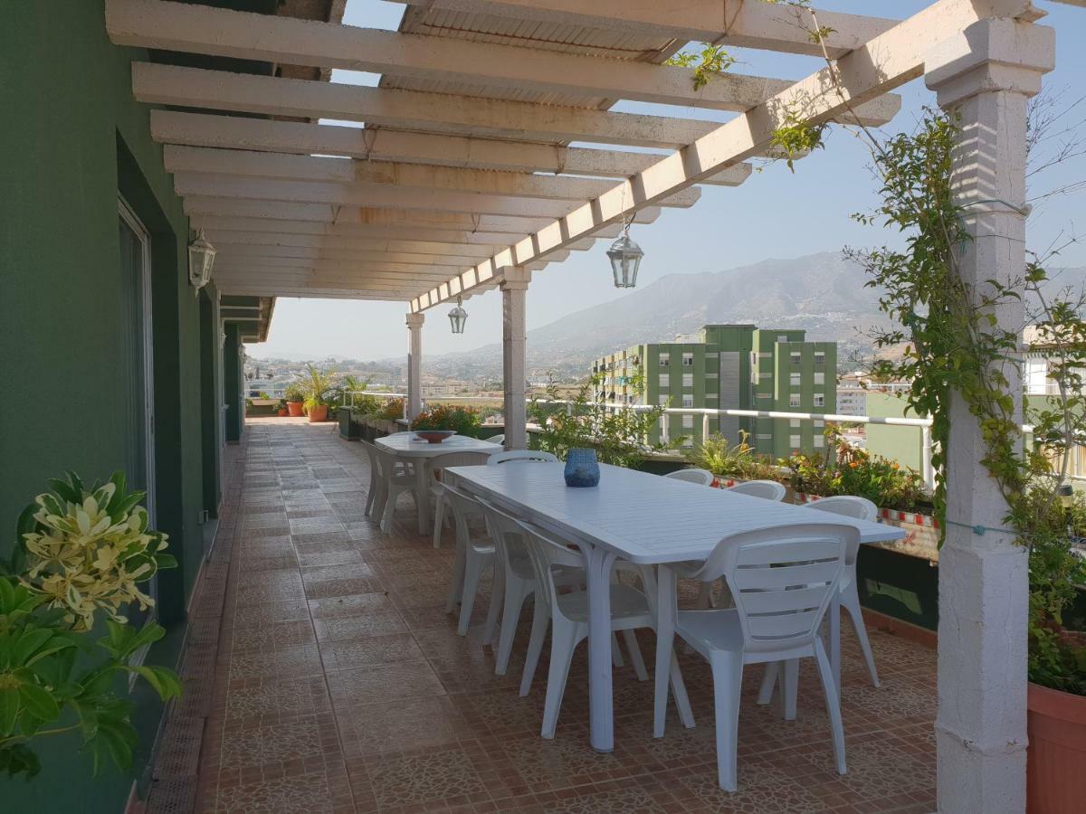 דירות פואנגירולה Atico Con Gran Terraza מראה חיצוני תמונה