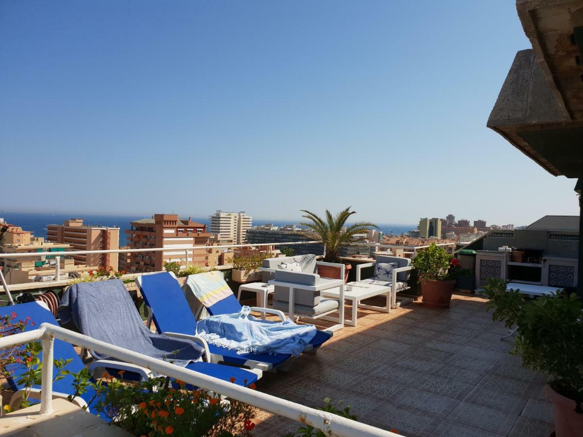 דירות פואנגירולה Atico Con Gran Terraza מראה חיצוני תמונה