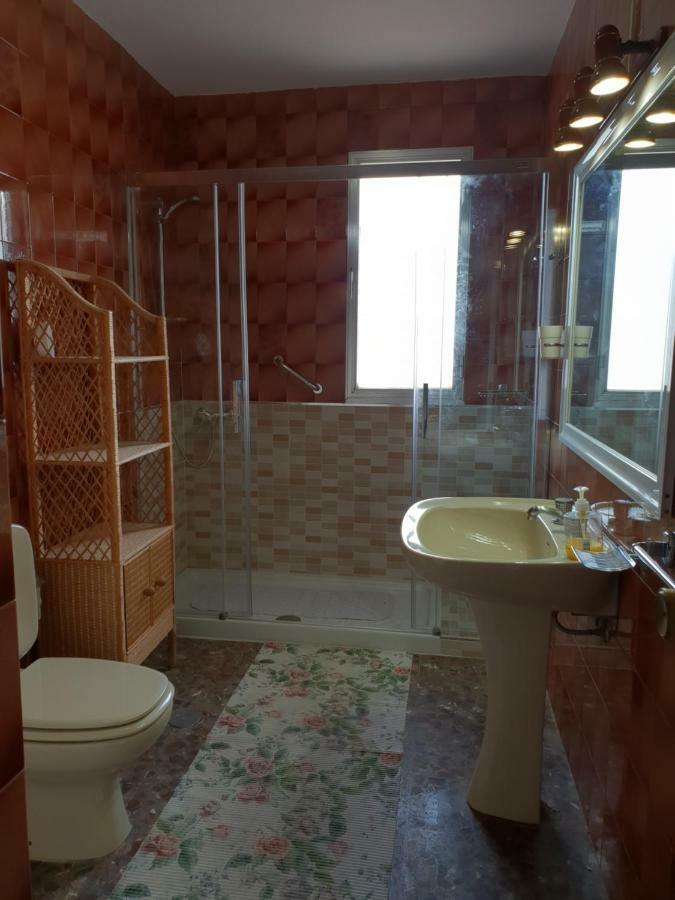 דירות פואנגירולה Atico Con Gran Terraza מראה חיצוני תמונה